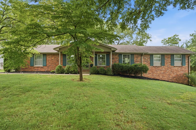5329 Overton Rd, Nashville, TN 37220