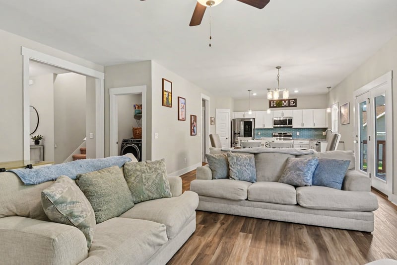 1149 Jonathan Ln, Springfield, TN 37172