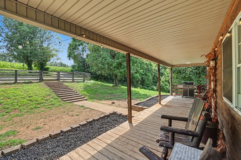2188 Hicks Ln, Columbia, TN 38401