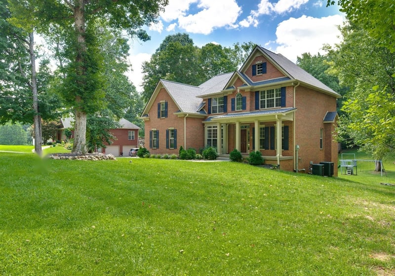 2372 Pleasant View Rd, Pleasant View, TN 37146