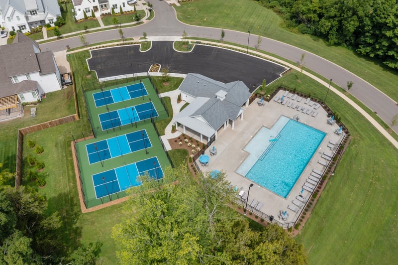 2088 Conductor Ln, Thompsons Station, TN 37179