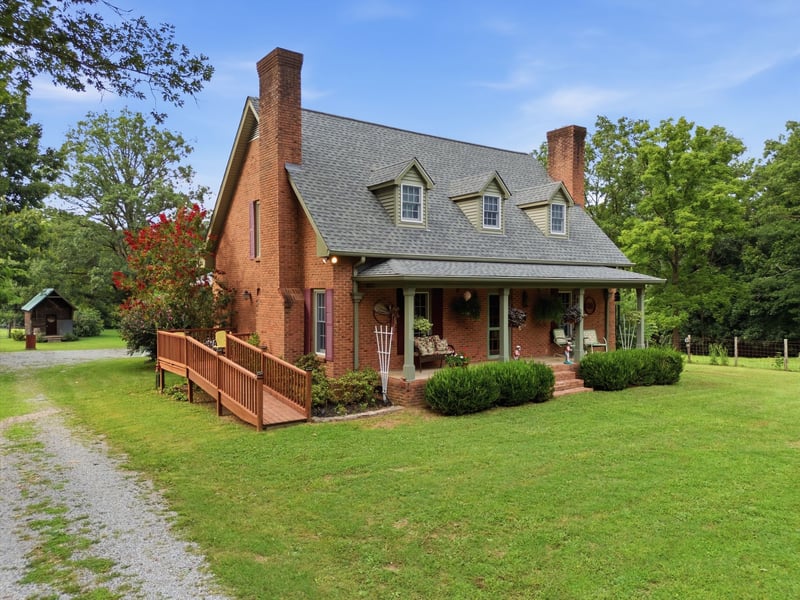 1376 Dividing Ridge Rd, Goodlettsville, TN 37072