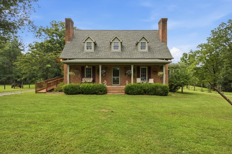 1376 Dividing Ridge Rd, Goodlettsville, TN 37072