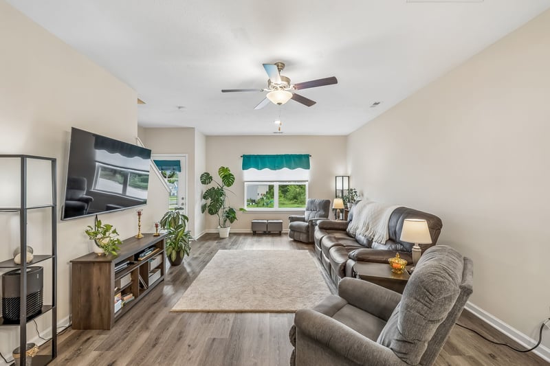 523 Moshe Flam Pl, La Vergne, TN 37086