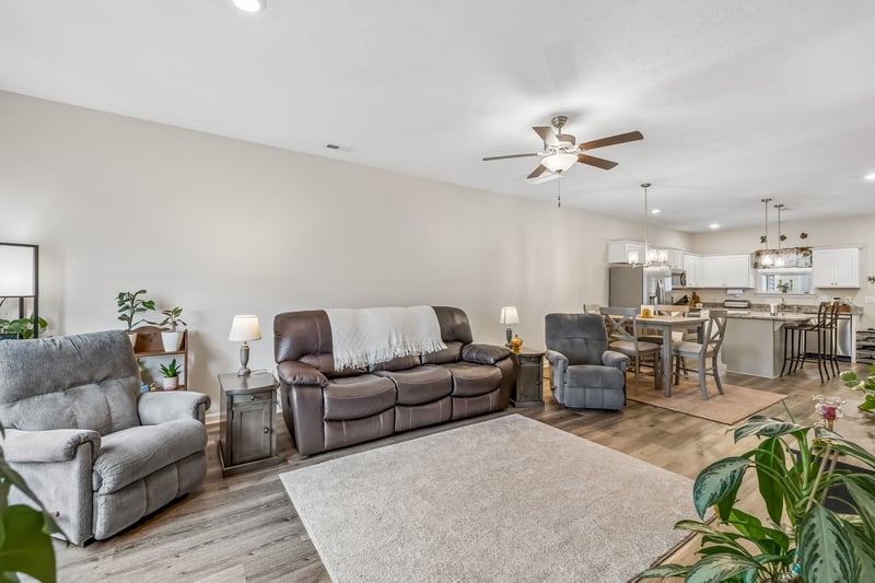 523 Moshe Flam Pl, La Vergne, TN 37086