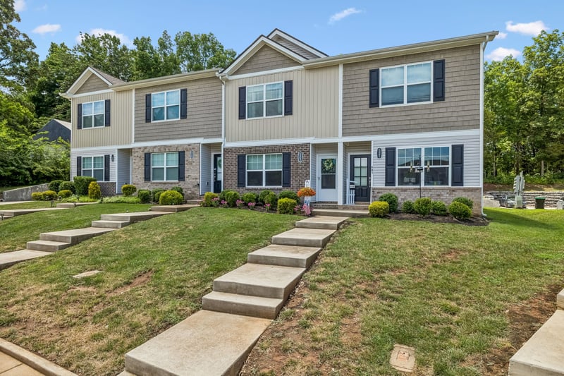 523 Moshe Flam Pl, La Vergne, TN 37086