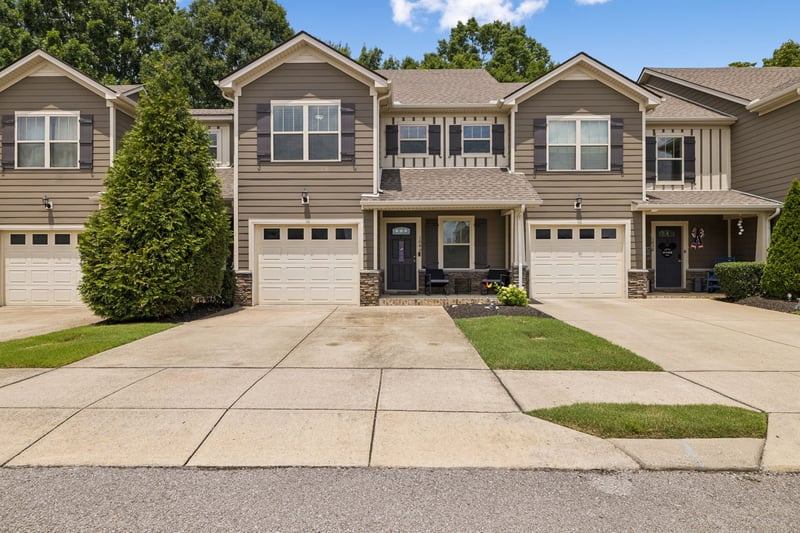 1040 Neeleys Bnd, Spring Hill, TN 37174