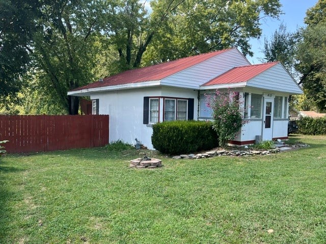 418 Westover Dr, Columbia, TN 38401