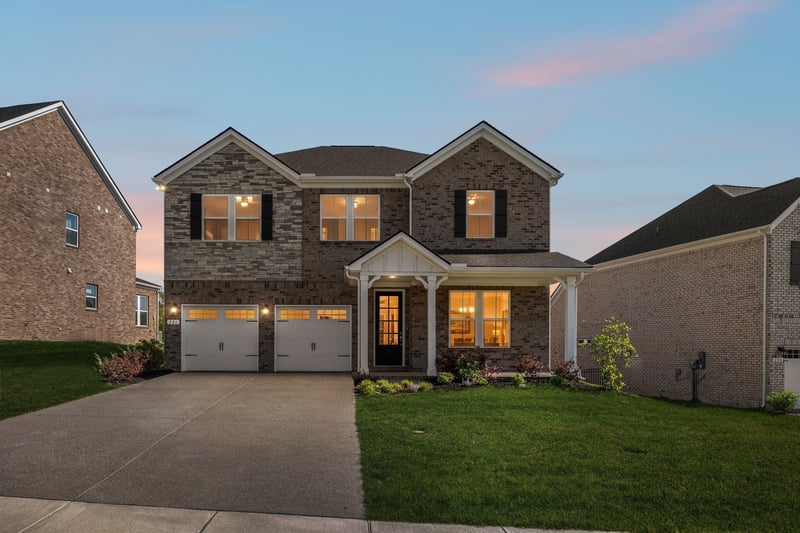 226 Pin High Dr, Mount Juliet, TN 37122