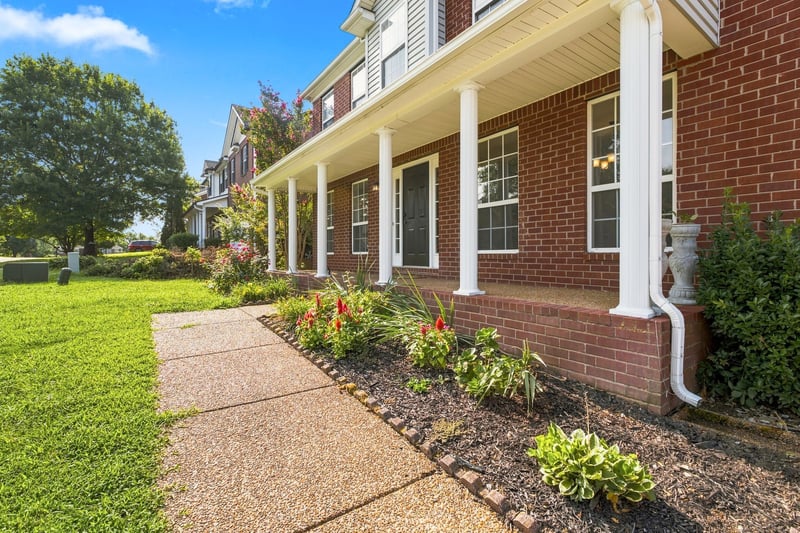 2009 Flanders Ct, Old Hickory, TN 37138
