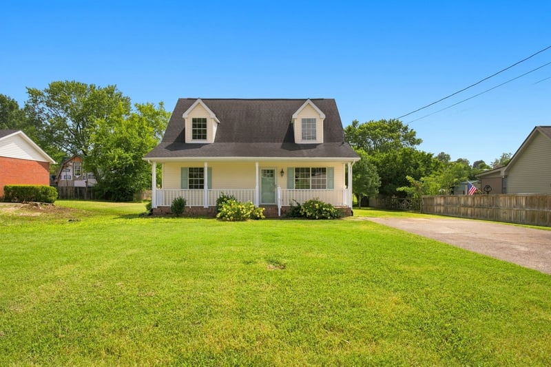 131 E Morris Dr, Gallatin, TN 37066