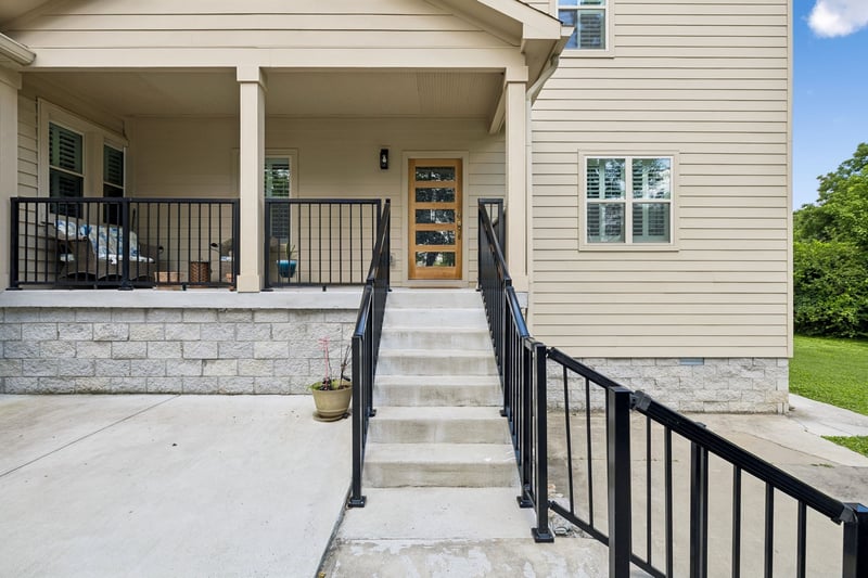 3829 Burrus St, Nashville, TN 37216
