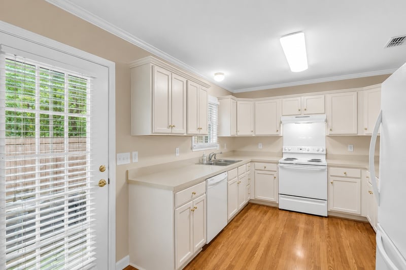 420 Forest Glen Cir, Murfreesboro, TN 37128