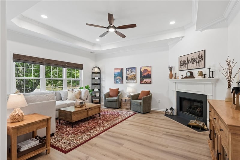 1242 Chapmans Retreat Dr, Spring Hill, TN 37174