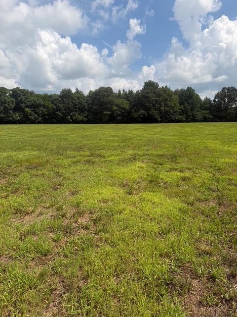 Friendship Rd, Cross Plains, TN 37049