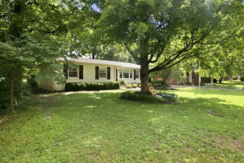 419 Figuers Dr, Franklin, TN 37064