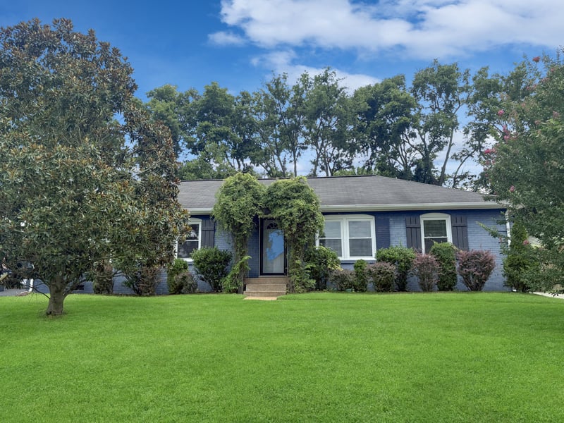 514 Continental Dr, Nashville, TN 37209