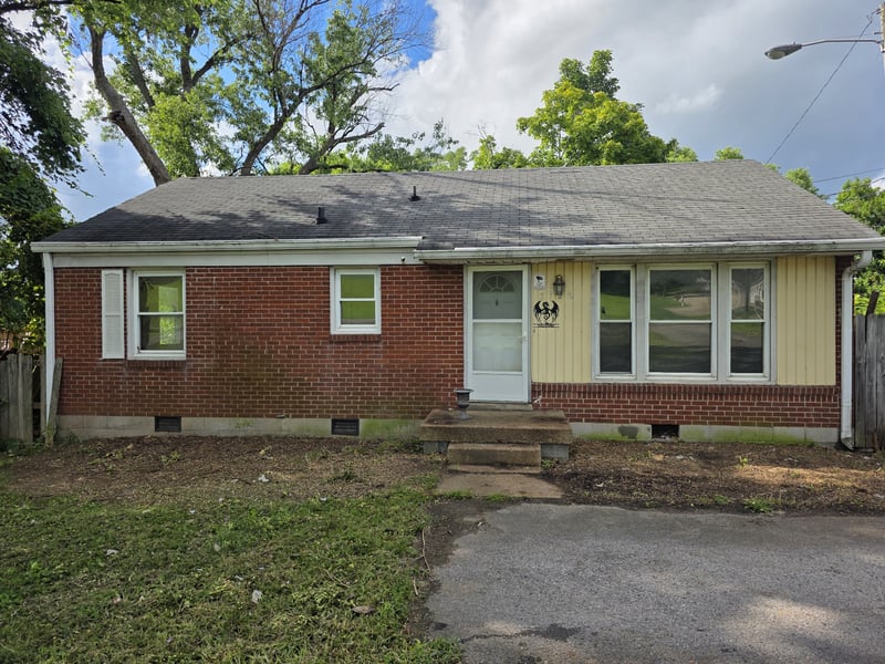 2122 Elm Hill Pike, Nashville, TN 37210