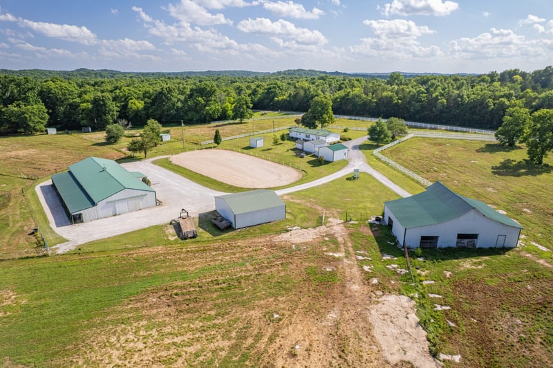 2141 Carpenter Bridge Rd, Columbia, TN 38401