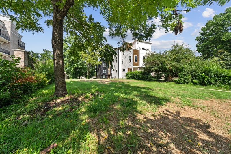 122 Woodmont Blvd, Nashville, TN 37205