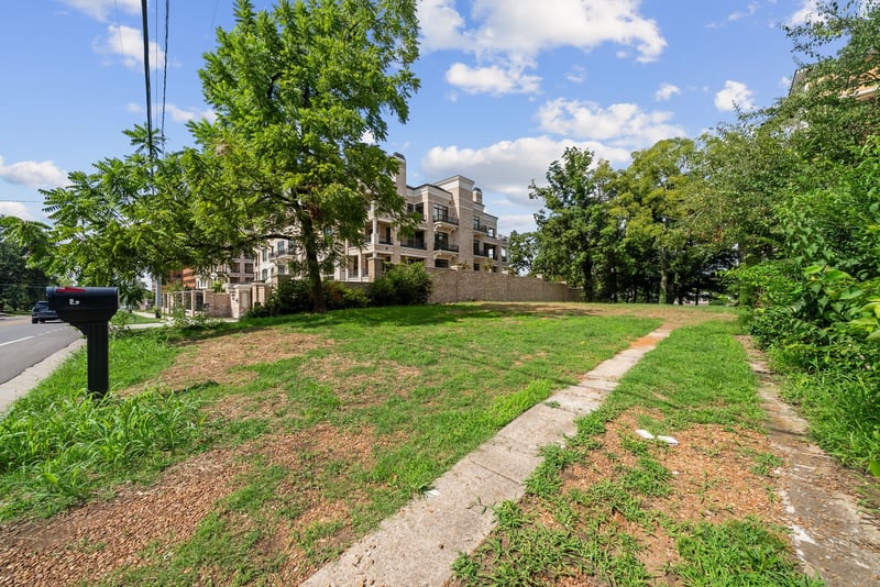 122 Woodmont Blvd, Nashville, TN 37205