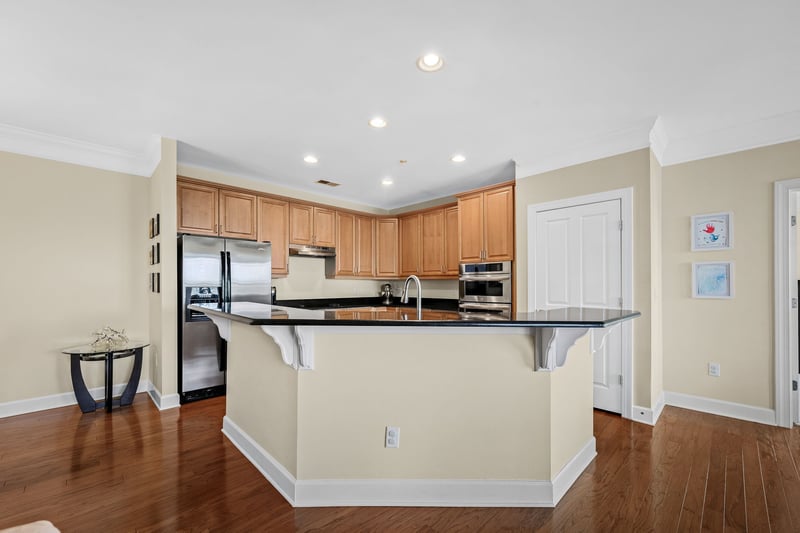 3102 West End Cir #401, Nashville, TN 37203