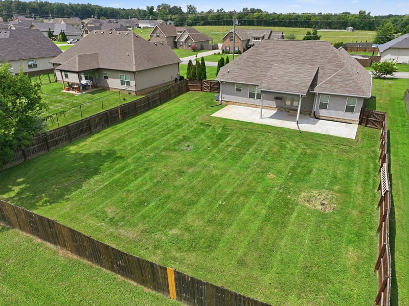 1305 Round Rock Dr, Murfreesboro, TN 37128