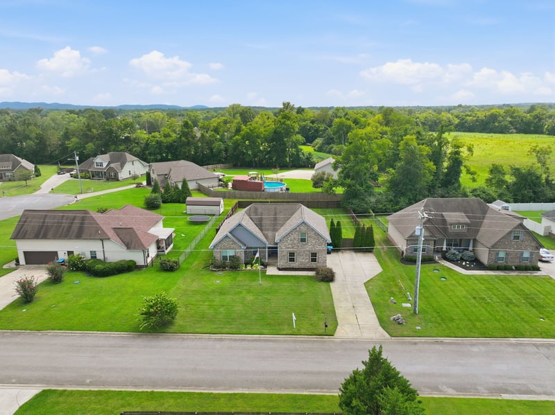 1305 Round Rock Dr, Murfreesboro, TN 37128