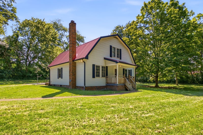 700 Wallace Rd, Gallatin, TN 37066