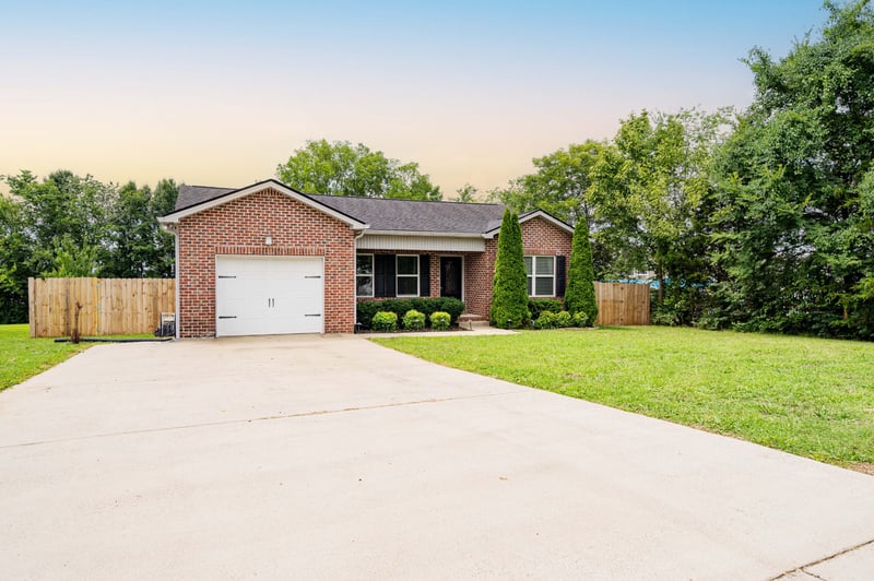 516 Twyla Dr, Lebanon, TN 37087