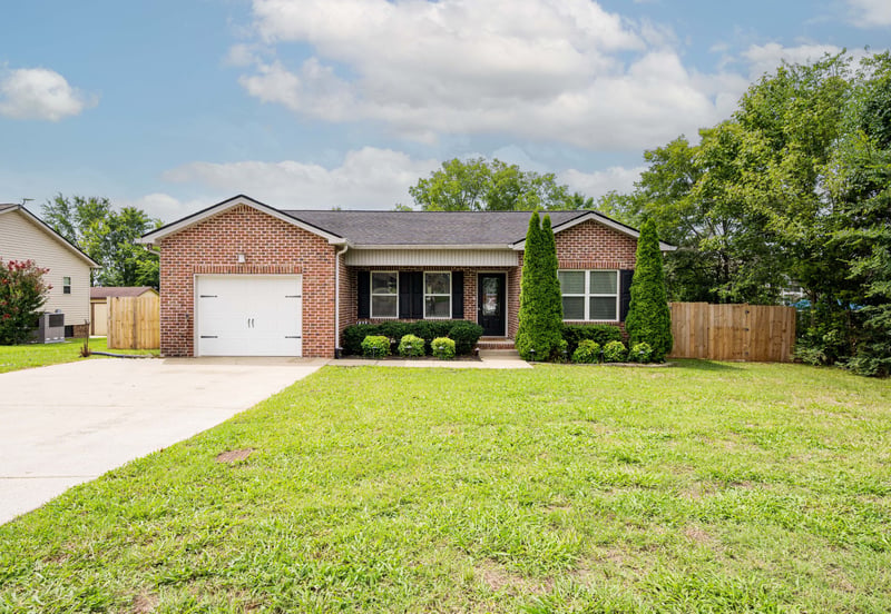516 Twyla Dr, Lebanon, TN 37087