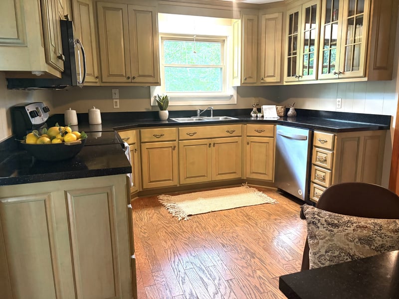 202 Harpeth Hills Dr, Kingston Springs, TN 37082