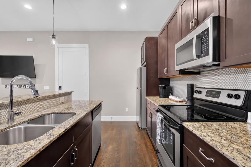 210 30th Ave #309, Nashville, TN 37203