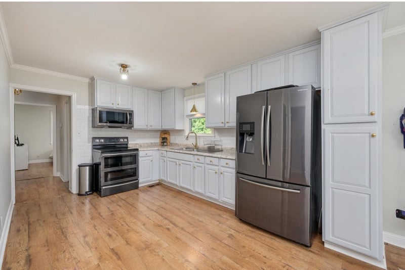 1166 Barnes Rd, Antioch, TN 37013