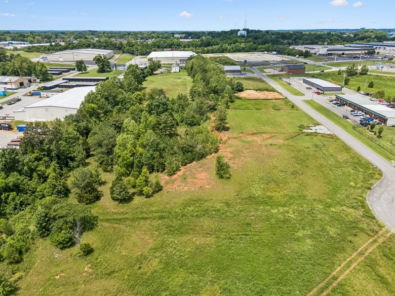 Bradley Dr, Springfield, TN 37172