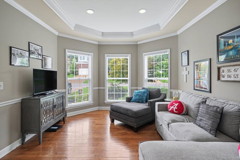 1324 Saybrook Xing, Thompsons Station, TN 37179