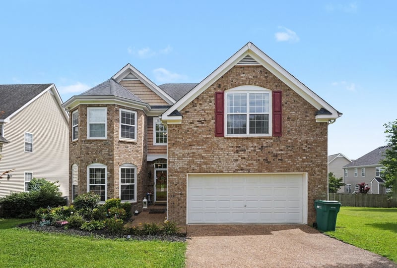 1324 Saybrook Xing, Thompsons Station, TN 37179