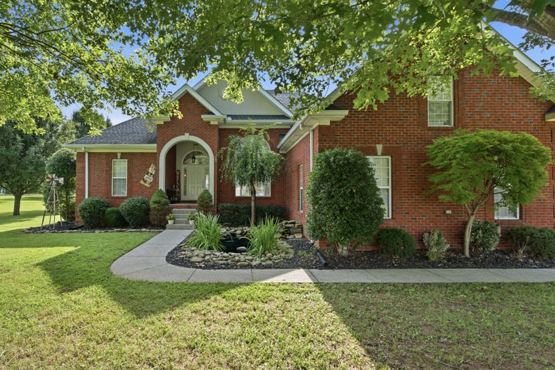 421 Karlee Ct, Lebanon, TN 37087