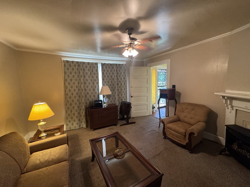 1831 S Main St, Columbia, TN 38401