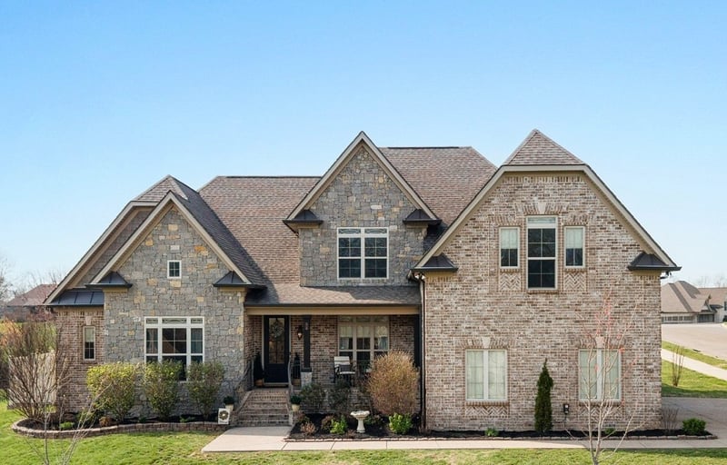 2726 Cherrydale Dr, Lebanon, TN 37087