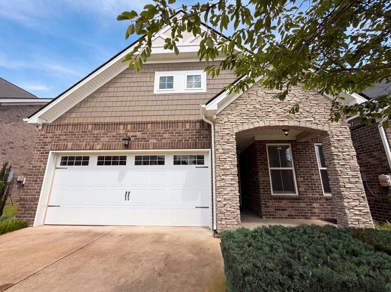 6044 Blackberry Ridge Ln, Hermitage, TN 37076