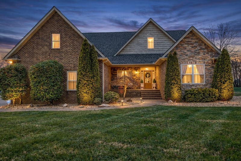 103 Bloomsbury Dr, Portland, TN 37148