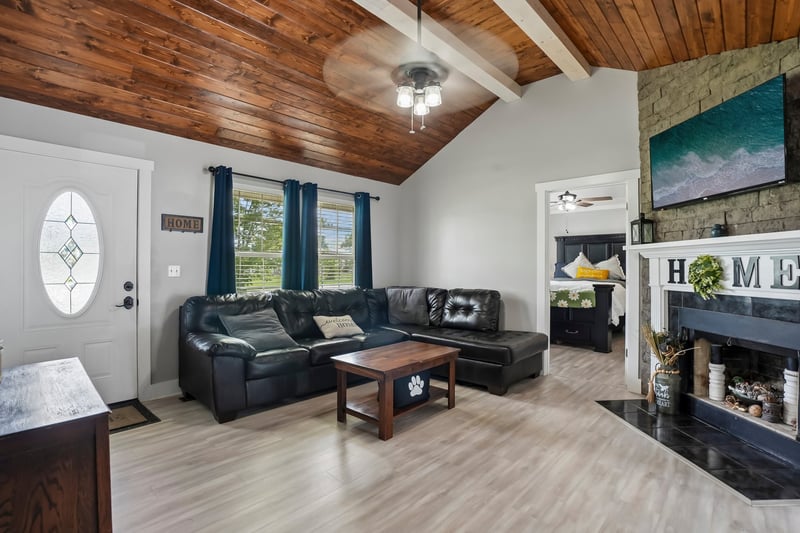 109 Eagle Crk, Christiana, TN 37037