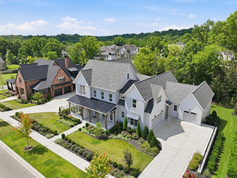 8876 Edgecomb Dr, College Grove, TN 37046