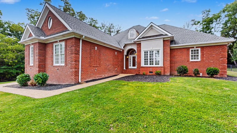 618 Derby Downs, Lebanon, TN 37087