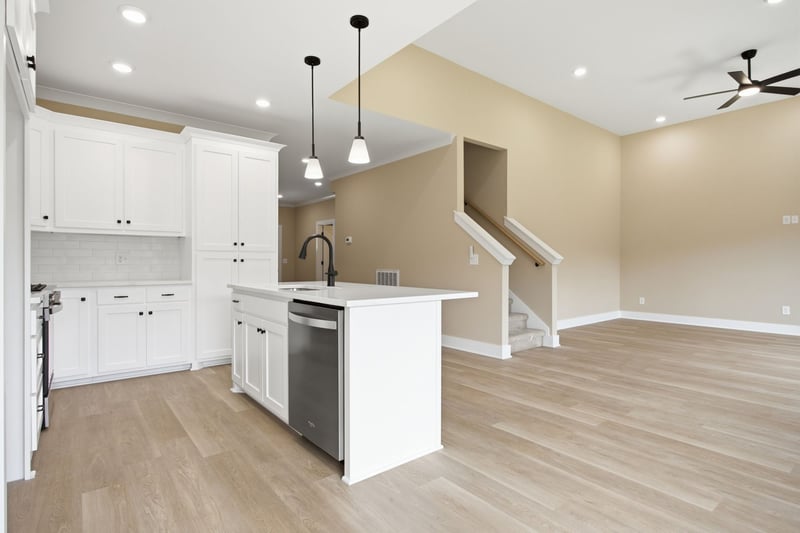 1699 Blue Moon Ln, Columbia, TN 38401