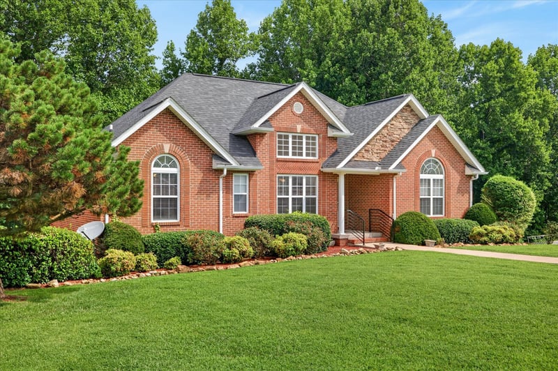 1422 Grassland Dr, Ashland City, TN 37015