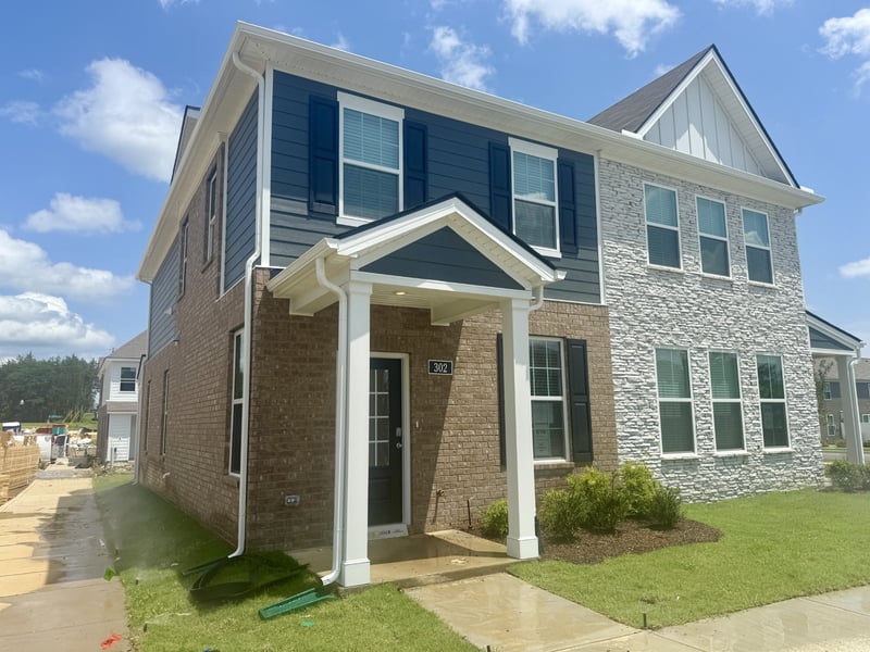 302 Hanbury Way, Lebanon, TN 37087