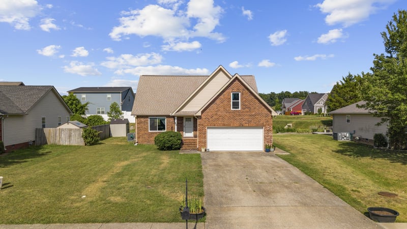 105 Bonnie Oak Dr, Lebanon, TN 37087