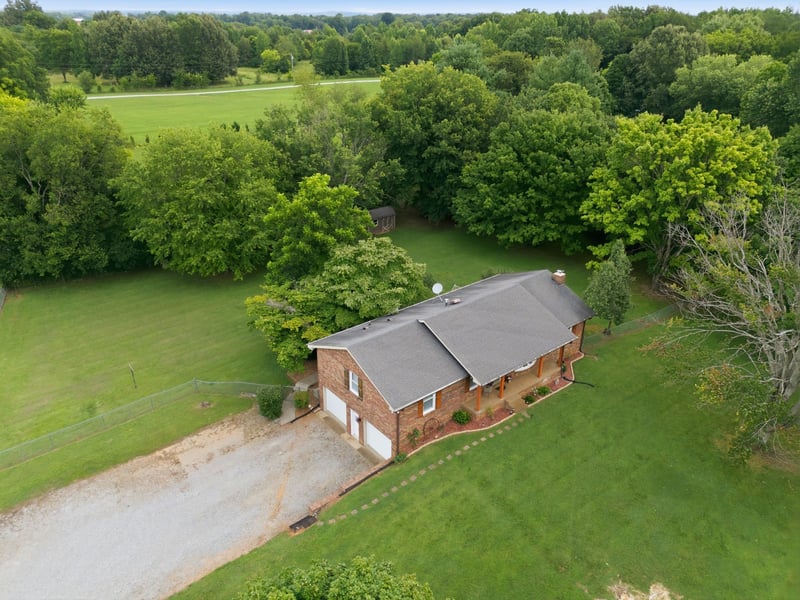 5606 Hopewell Rd, Springfield, TN 37172